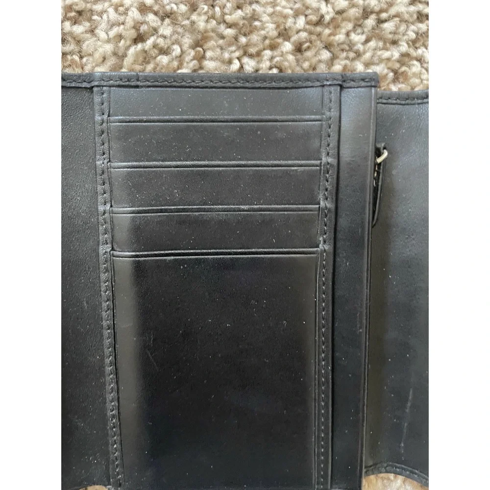 Coach Wallet - Picture 4 of 9